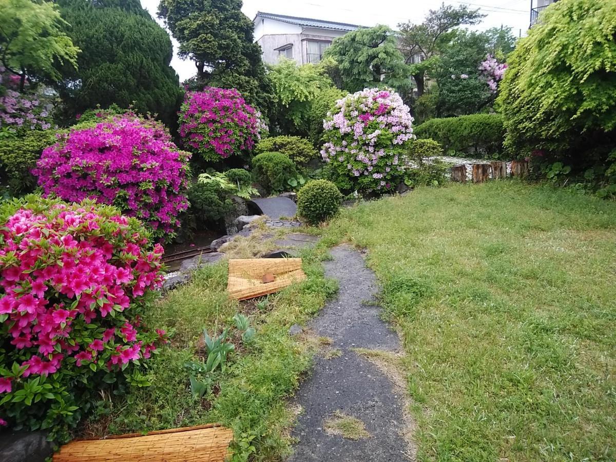 Yokoso Ryokan Беппу Екстер'єр фото